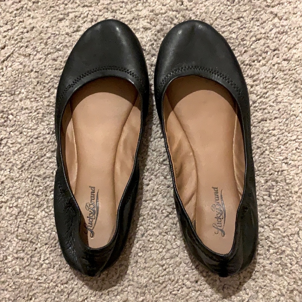 Lucky Brand black flats size 8.5